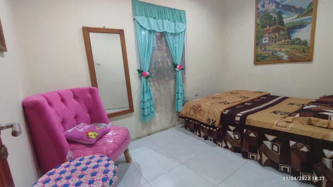 D-Rima Homestay Ruteng Exterior foto